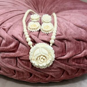Cream Floral Carved Necklace and Earring Set - Women Jewelry
